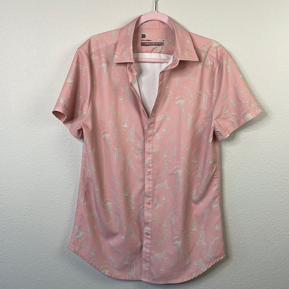 All in motion short sleeve snap up jelly fish shirt size M